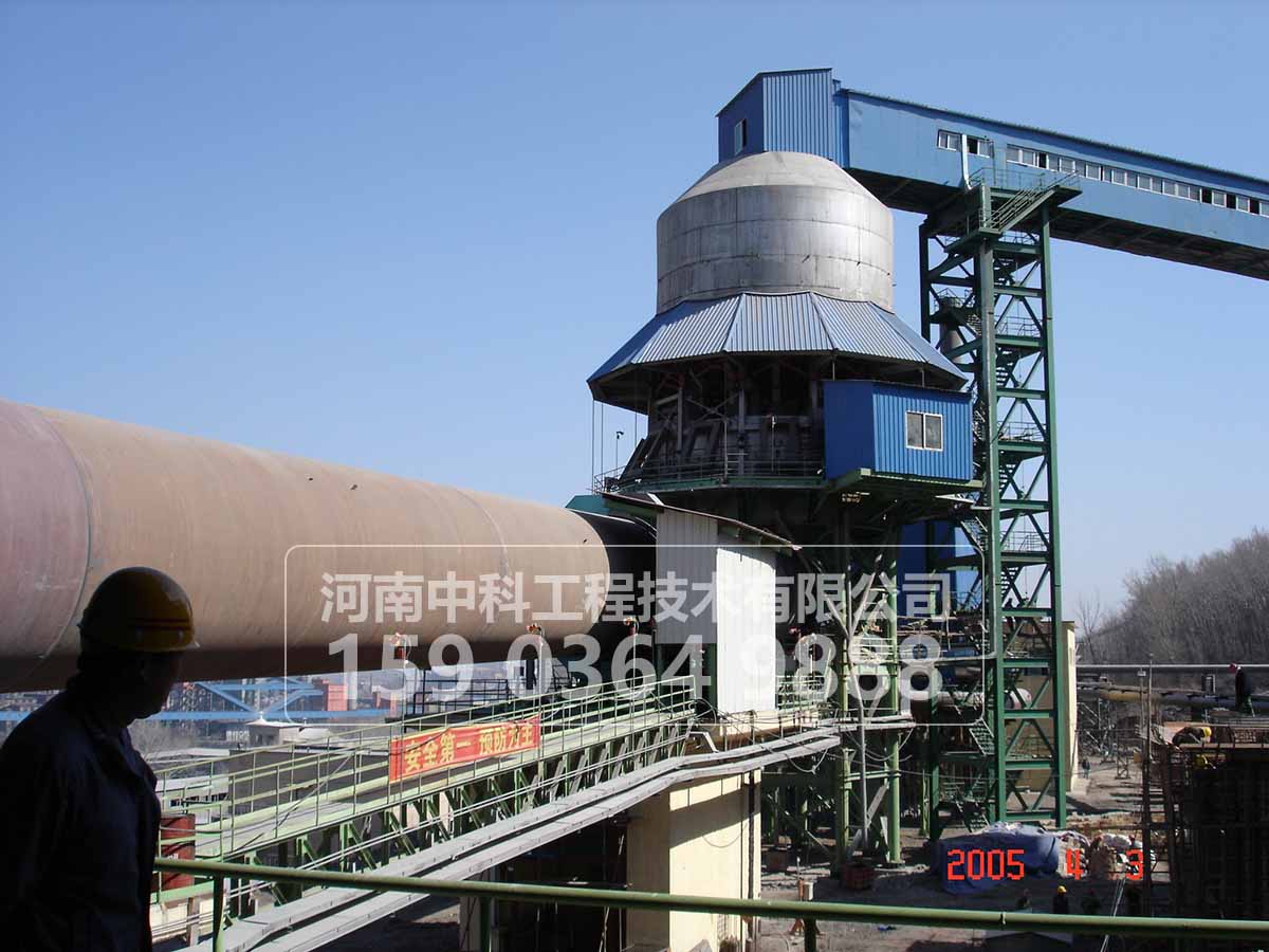 石灰回轉(zhuǎn)窯窯頭、預(yù)熱分解帶、冷卻帶三個主要部件介紹