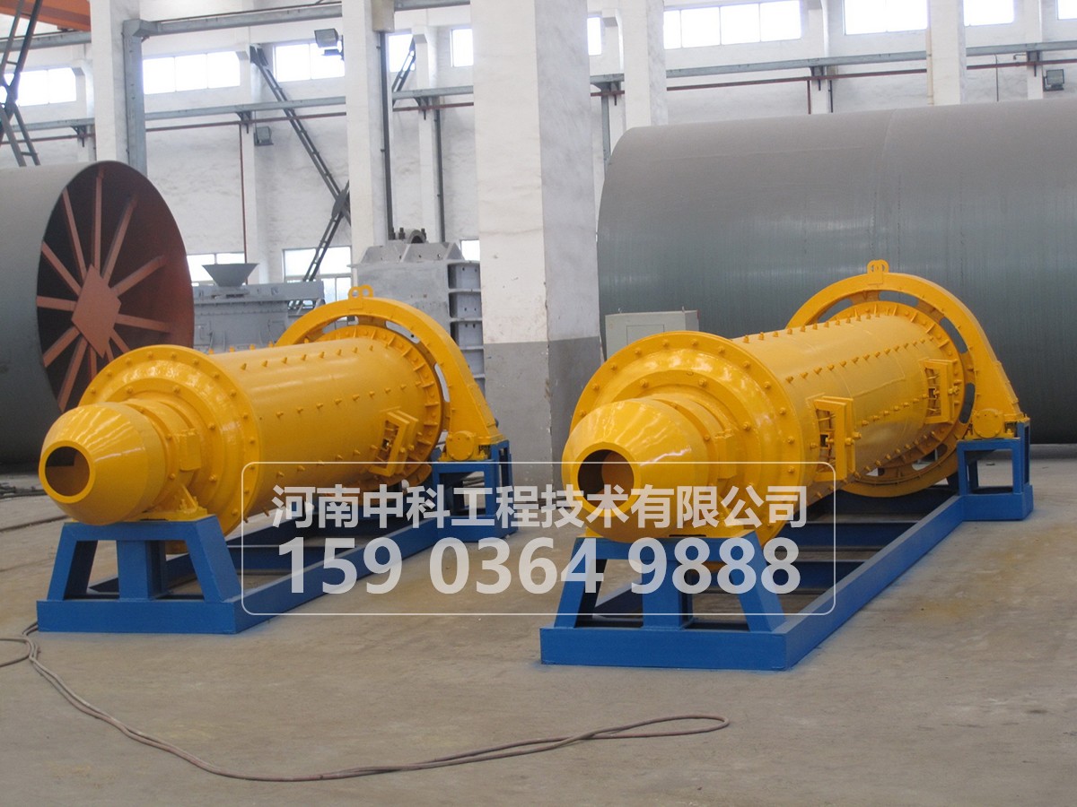 球磨機(jī)運(yùn)轉(zhuǎn)時(shí)突然筒體聲音變得尖脆是什么原因？