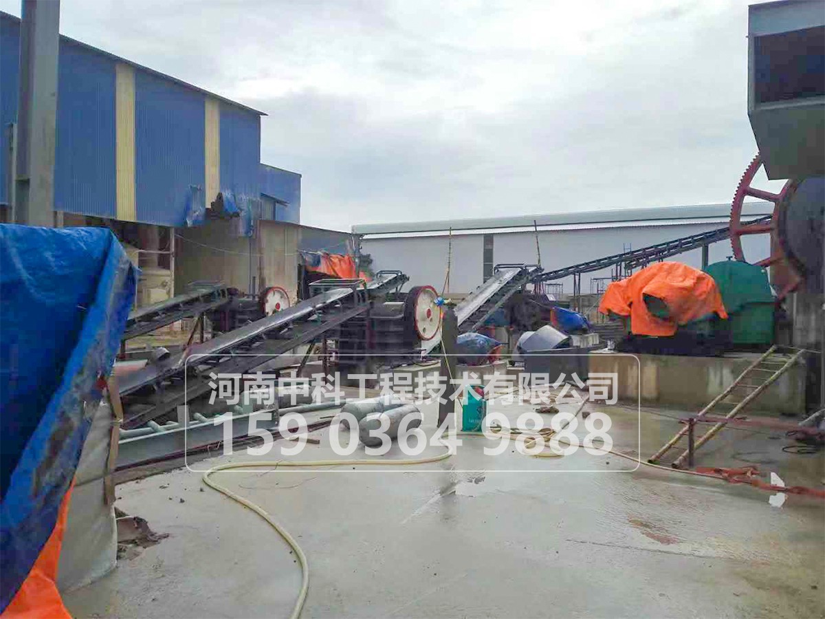 顎式破碎機的表示及大型、中型、小型定義