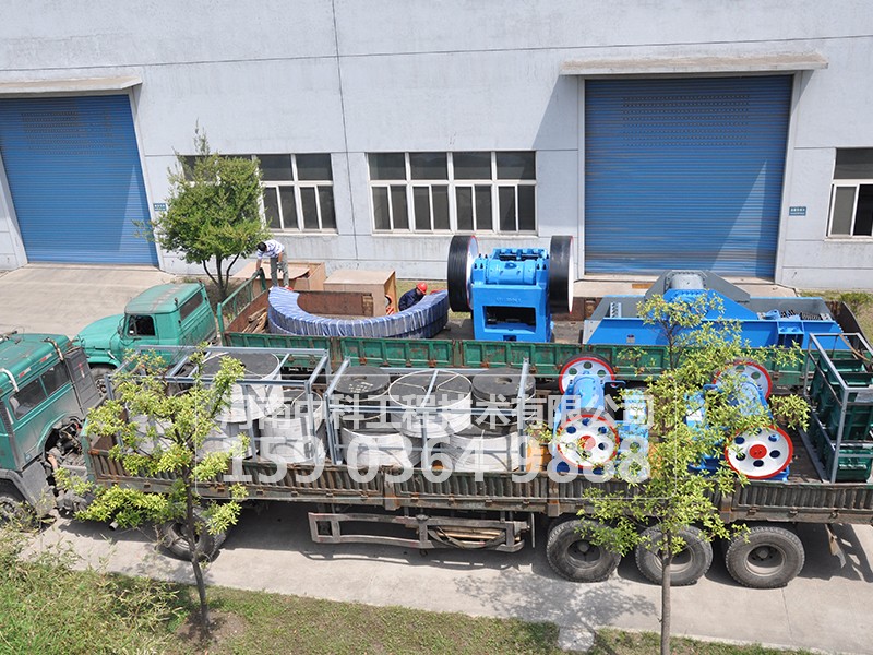 鄂式制砂機(jī)